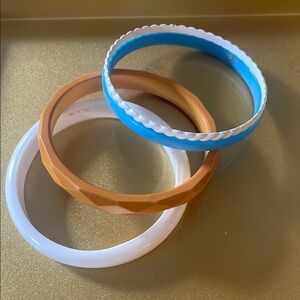 Vintage Colorful Bracelet Bangles, Set of Four, White, Tan & Blue